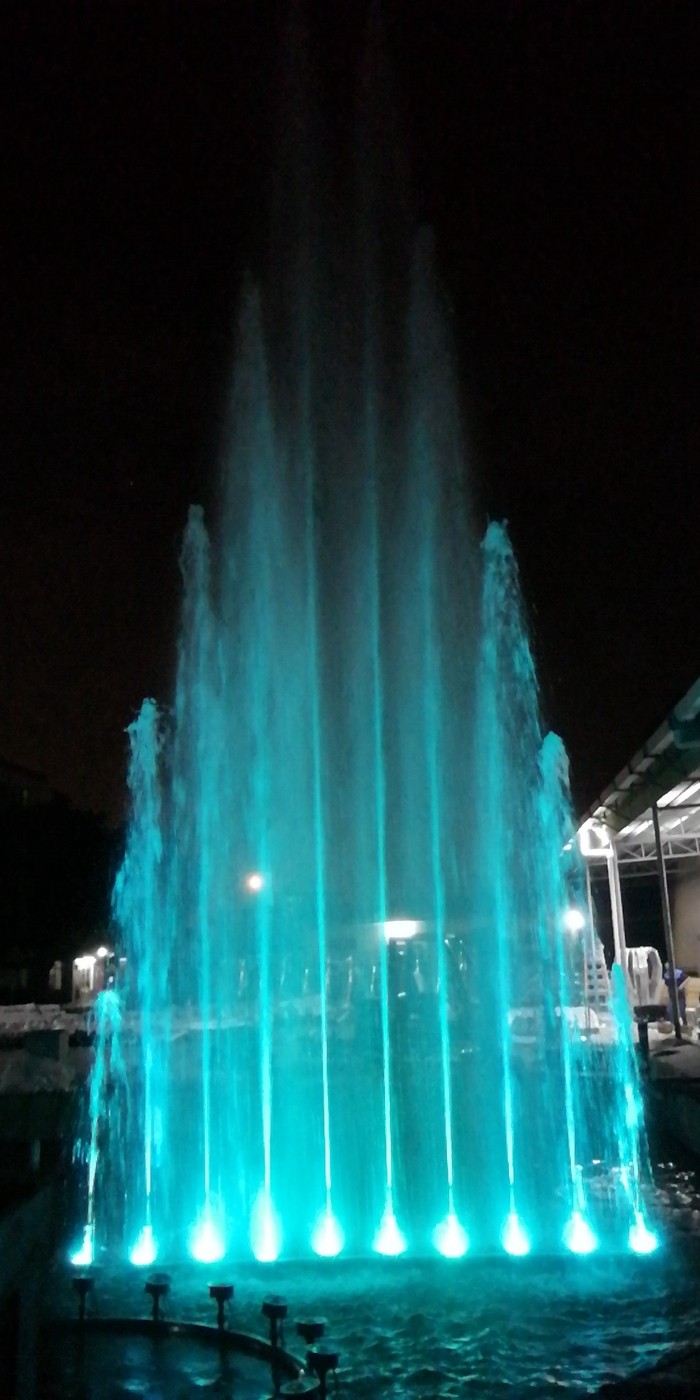 委内瑞拉7条直排喷泉 委内瑞拉7条直排喷泉